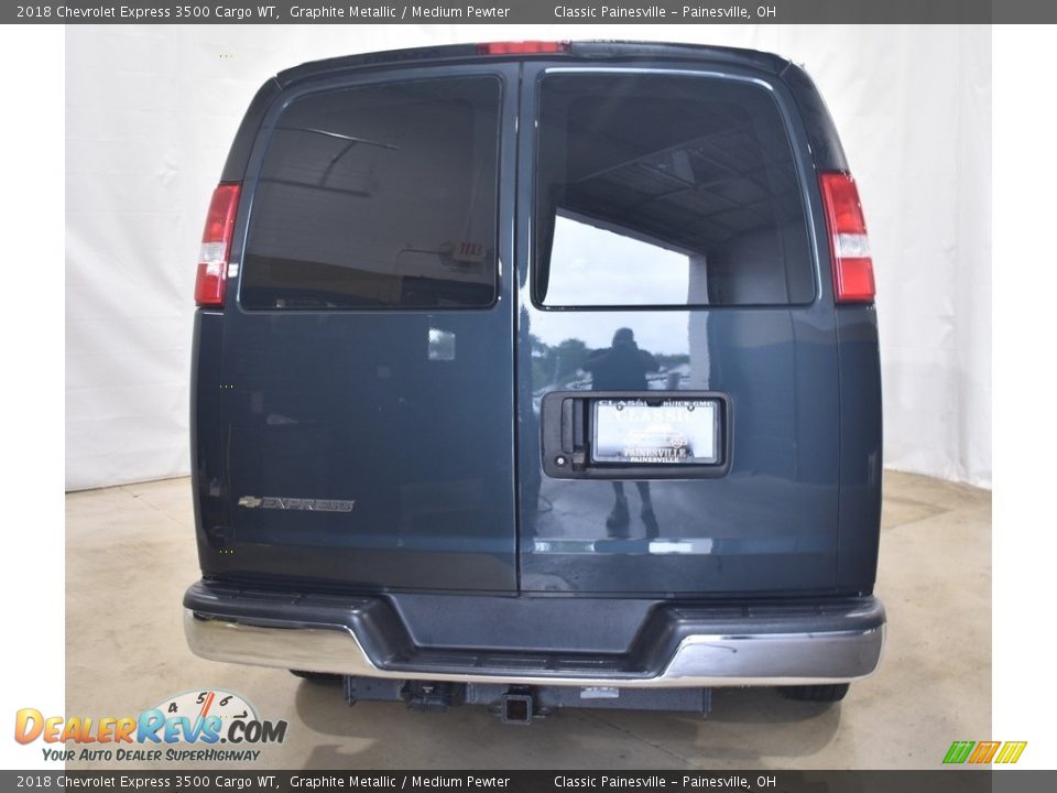 2018 Chevrolet Express 3500 Cargo WT Graphite Metallic / Medium Pewter Photo #3