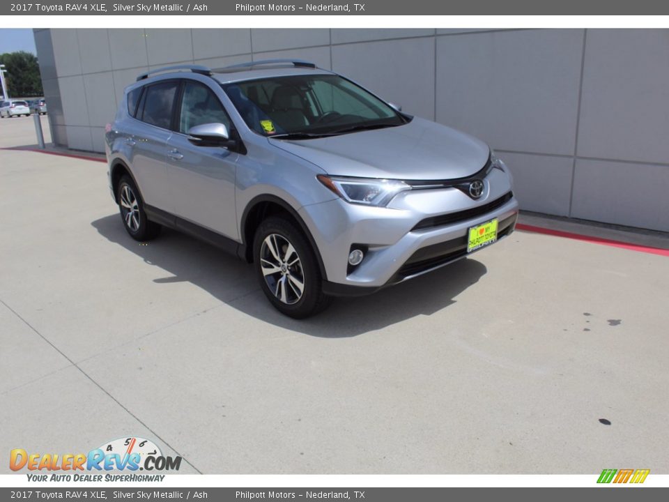 2017 Toyota RAV4 XLE Silver Sky Metallic / Ash Photo #2