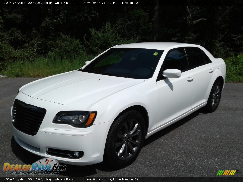 Bright White 2014 Chrysler 300 S AWD Photo #3