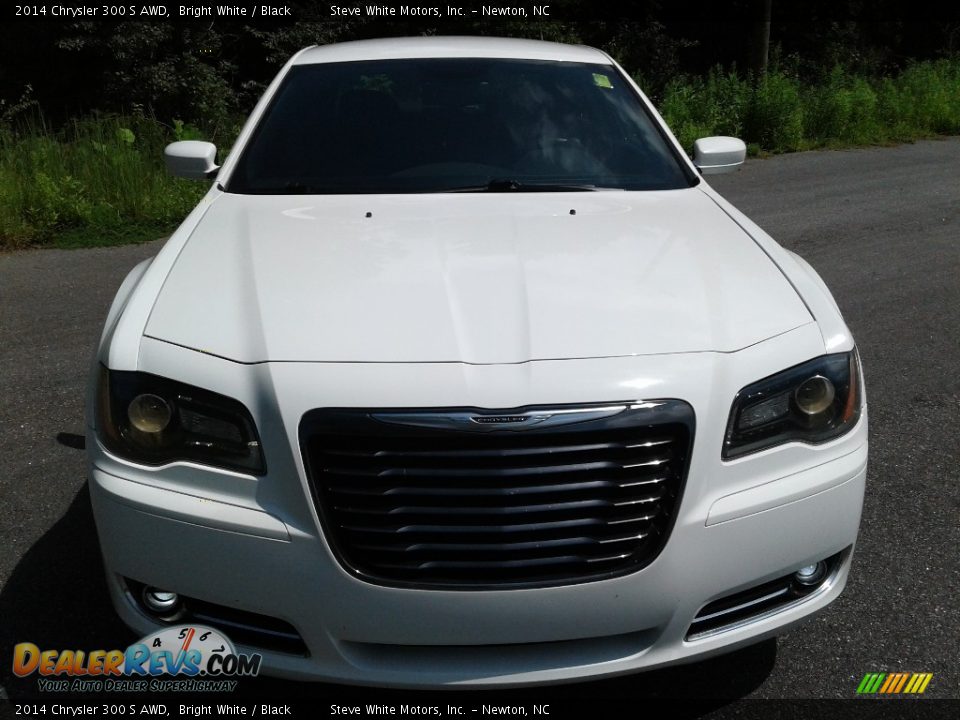 2014 Chrysler 300 S AWD Bright White / Black Photo #4