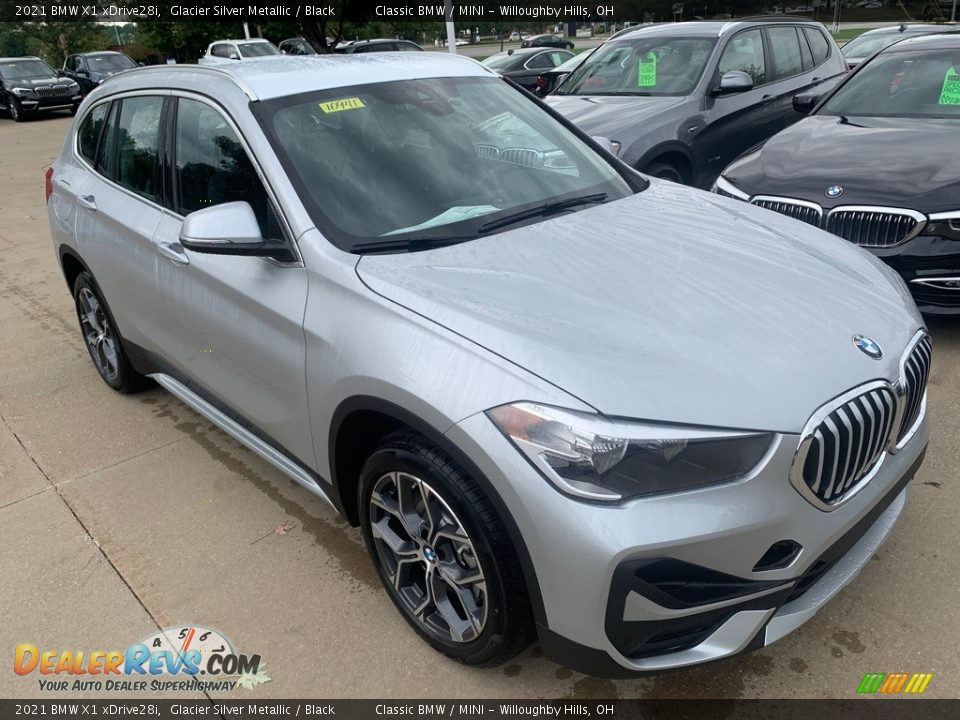 Front 3/4 View of 2021 BMW X1 xDrive28i Photo #1