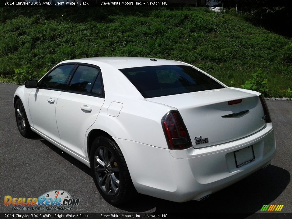 2014 Chrysler 300 S AWD Bright White / Black Photo #9