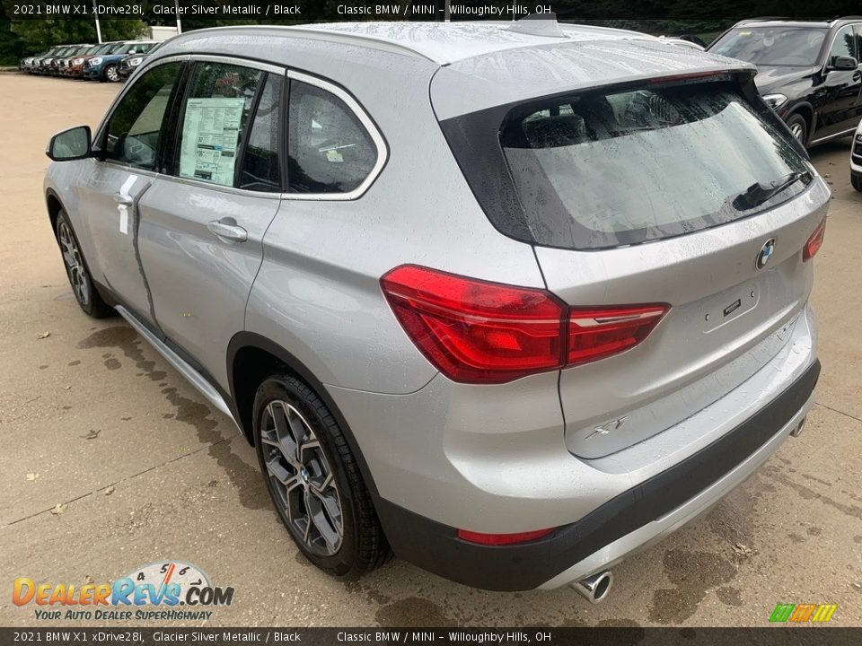 2021 BMW X1 xDrive28i Glacier Silver Metallic / Black Photo #2