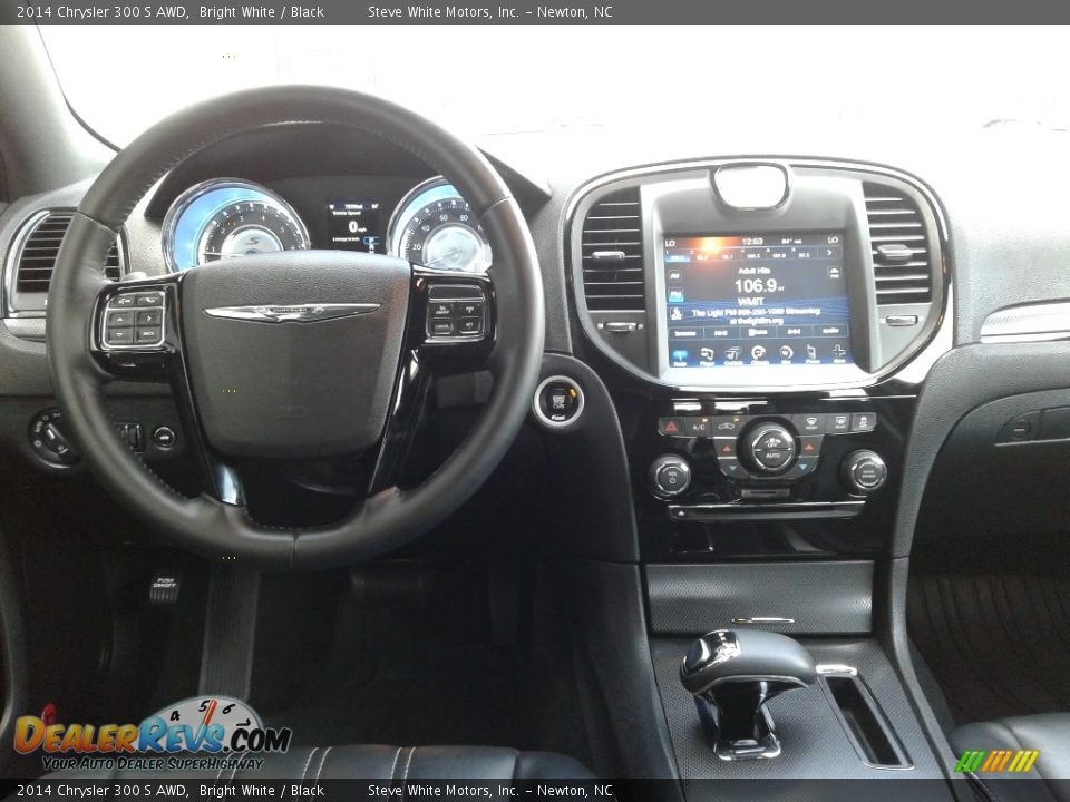 Dashboard of 2014 Chrysler 300 S AWD Photo #18