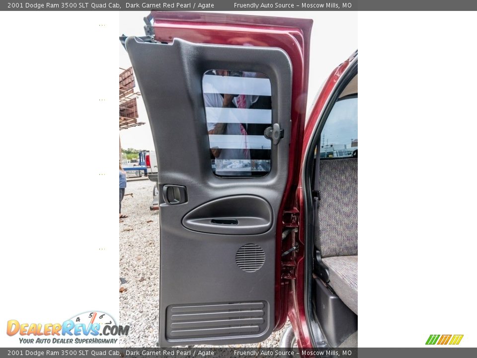 Door Panel of 2001 Dodge Ram 3500 SLT Quad Cab Photo #26