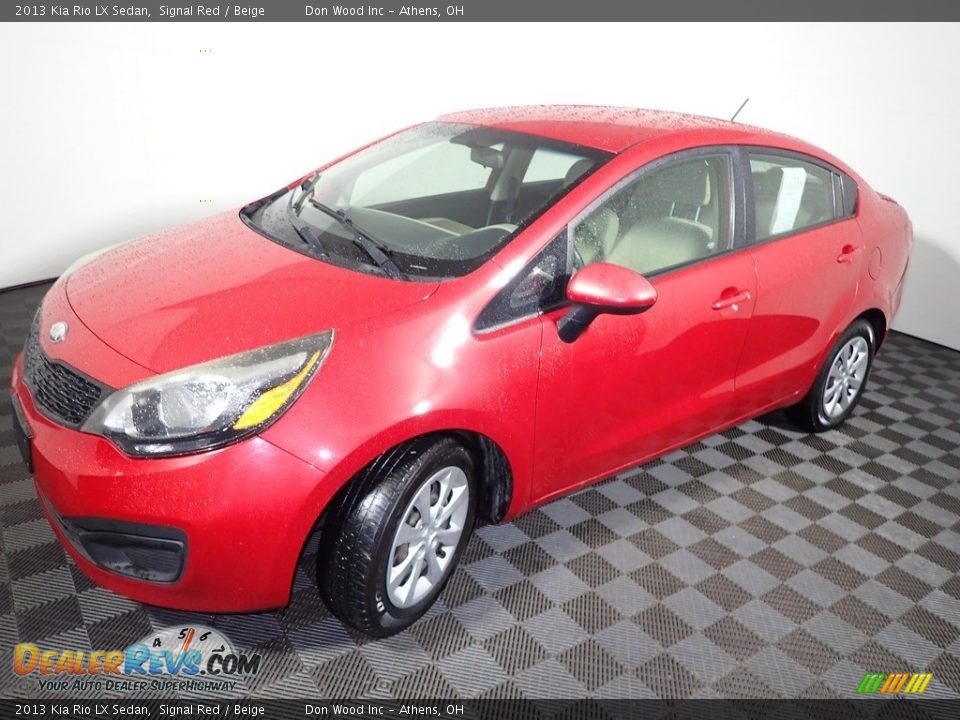 2013 Kia Rio LX Sedan Signal Red / Beige Photo #7