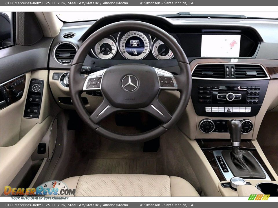 Dashboard of 2014 Mercedes-Benz C 250 Luxury Photo #4
