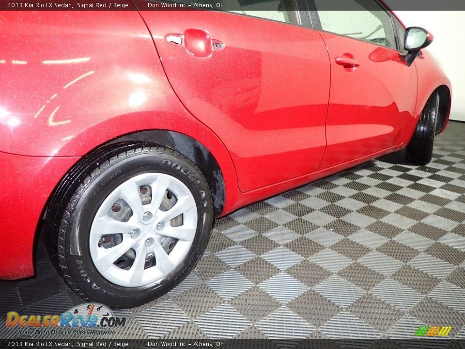 2013 Kia Rio LX Sedan Signal Red / Beige Photo #15