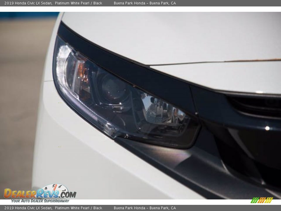 2019 Honda Civic LX Sedan Platinum White Pearl / Black Photo #8