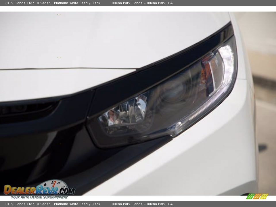 2019 Honda Civic LX Sedan Platinum White Pearl / Black Photo #9