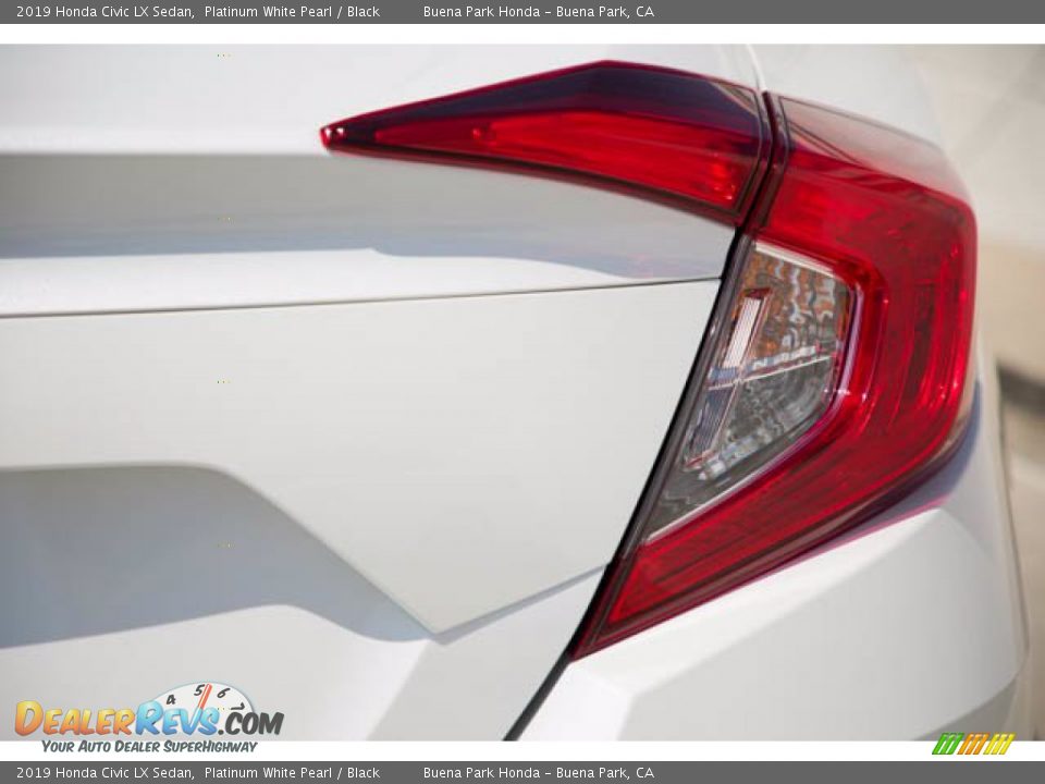 2019 Honda Civic LX Sedan Platinum White Pearl / Black Photo #13