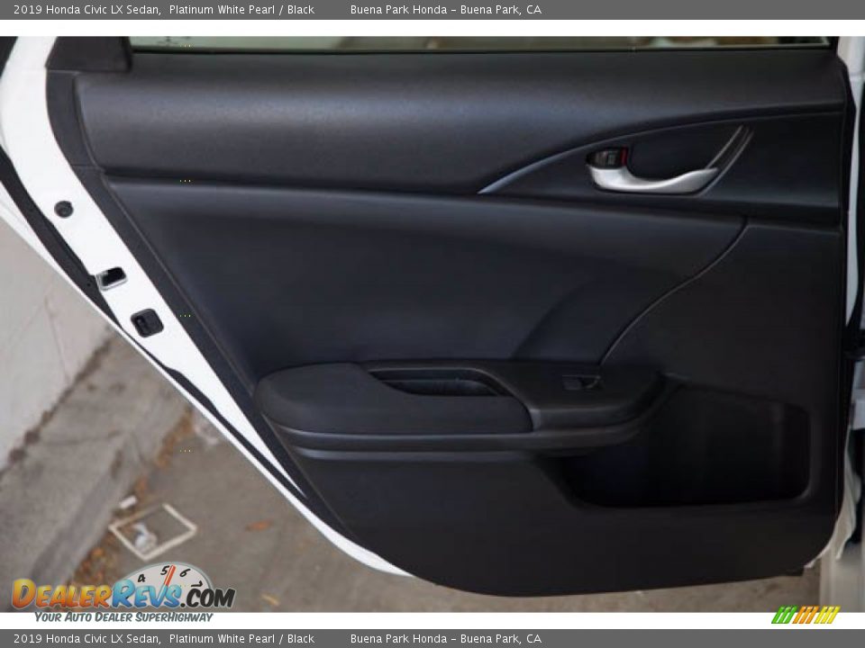 2019 Honda Civic LX Sedan Platinum White Pearl / Black Photo #31