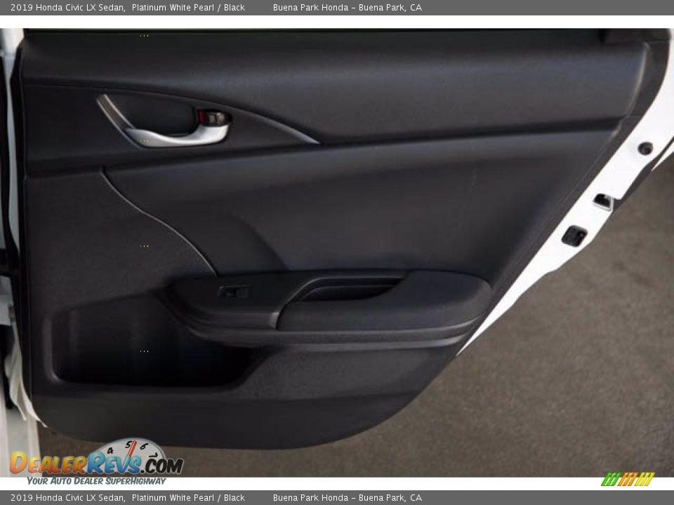 2019 Honda Civic LX Sedan Platinum White Pearl / Black Photo #32