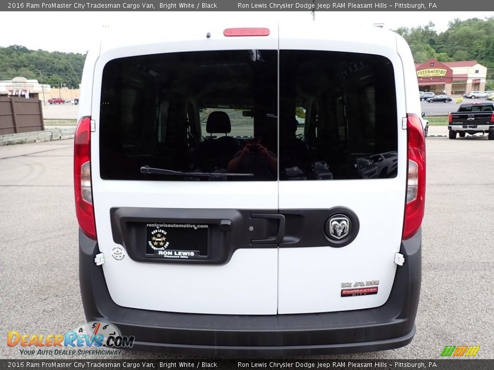 2016 Ram ProMaster City Tradesman Cargo Van Bright White / Black Photo #4