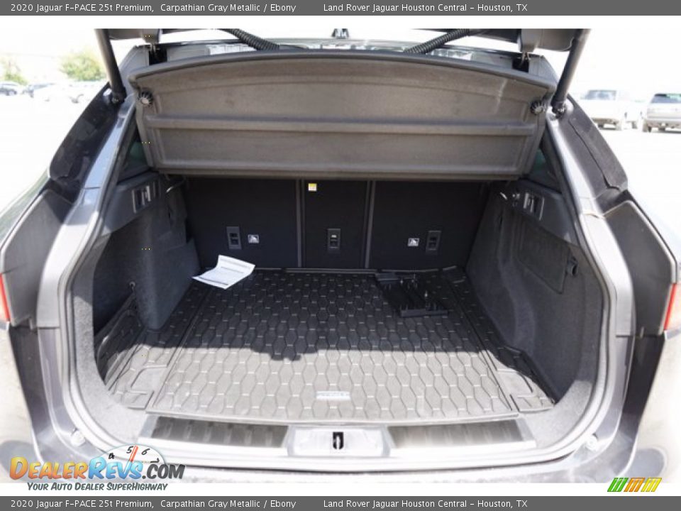 2020 Jaguar F-PACE 25t Premium Carpathian Gray Metallic / Ebony Photo #27
