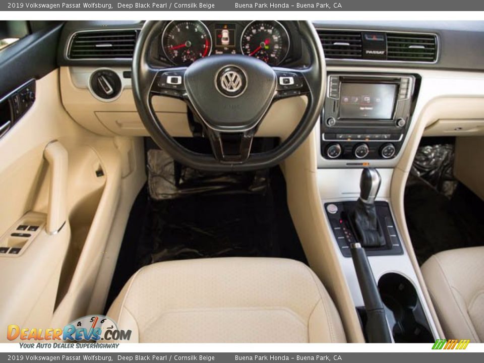 2019 Volkswagen Passat Wolfsburg Deep Black Pearl / Cornsilk Beige Photo #5