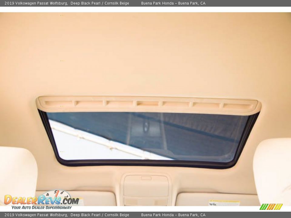 2019 Volkswagen Passat Wolfsburg Deep Black Pearl / Cornsilk Beige Photo #19