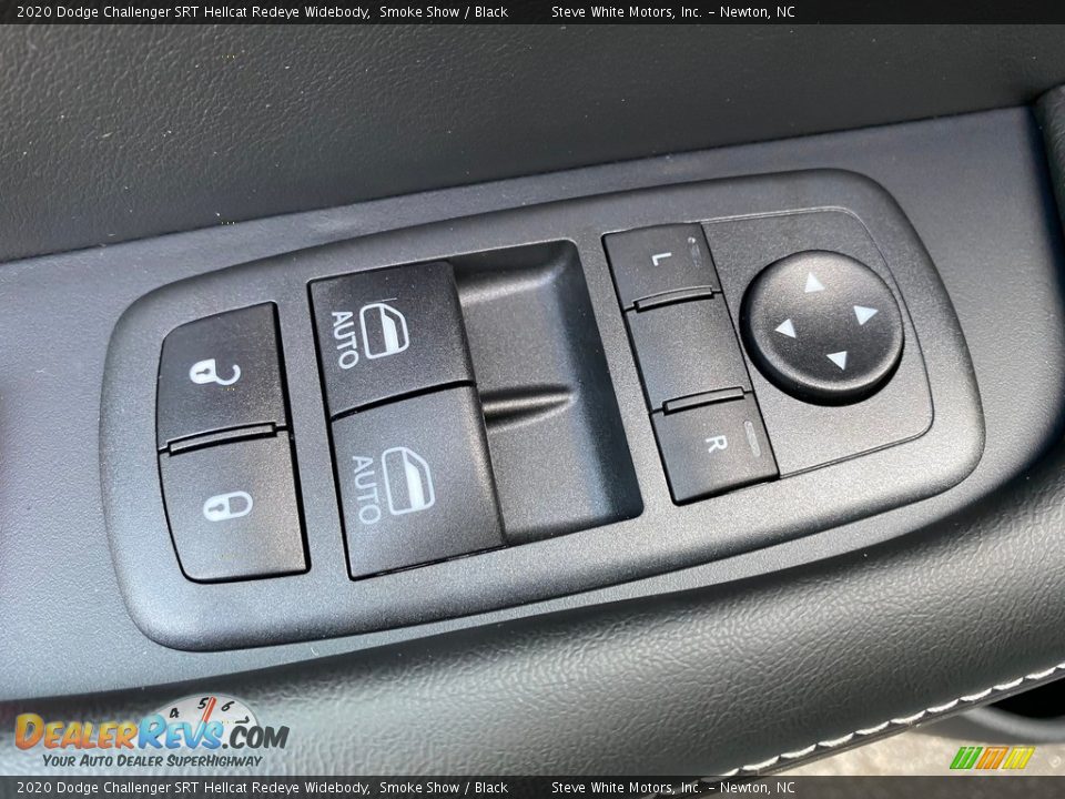 Controls of 2020 Dodge Challenger SRT Hellcat Redeye Widebody Photo #11