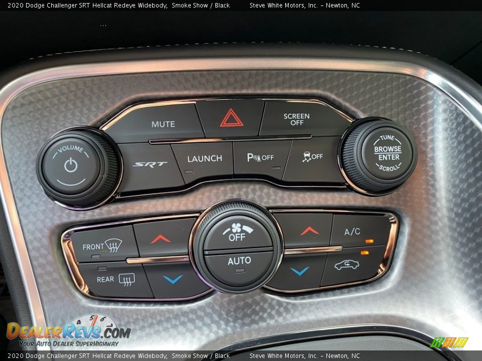 Controls of 2020 Dodge Challenger SRT Hellcat Redeye Widebody Photo #24