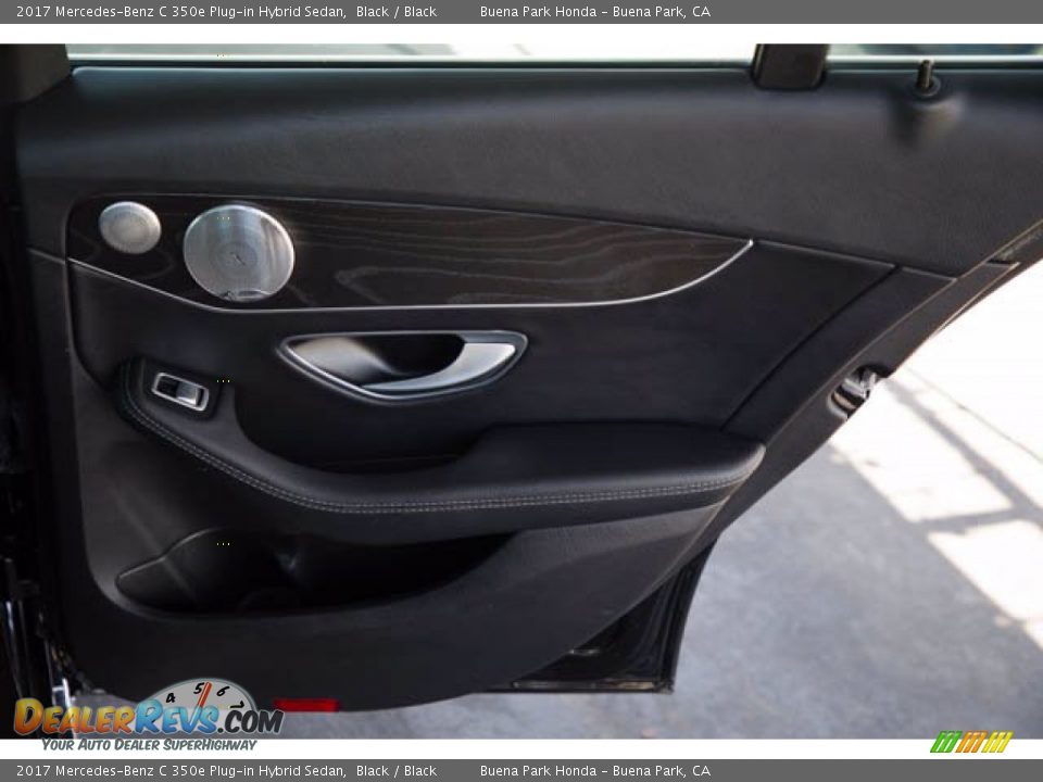 2017 Mercedes-Benz C 350e Plug-in Hybrid Sedan Black / Black Photo #31