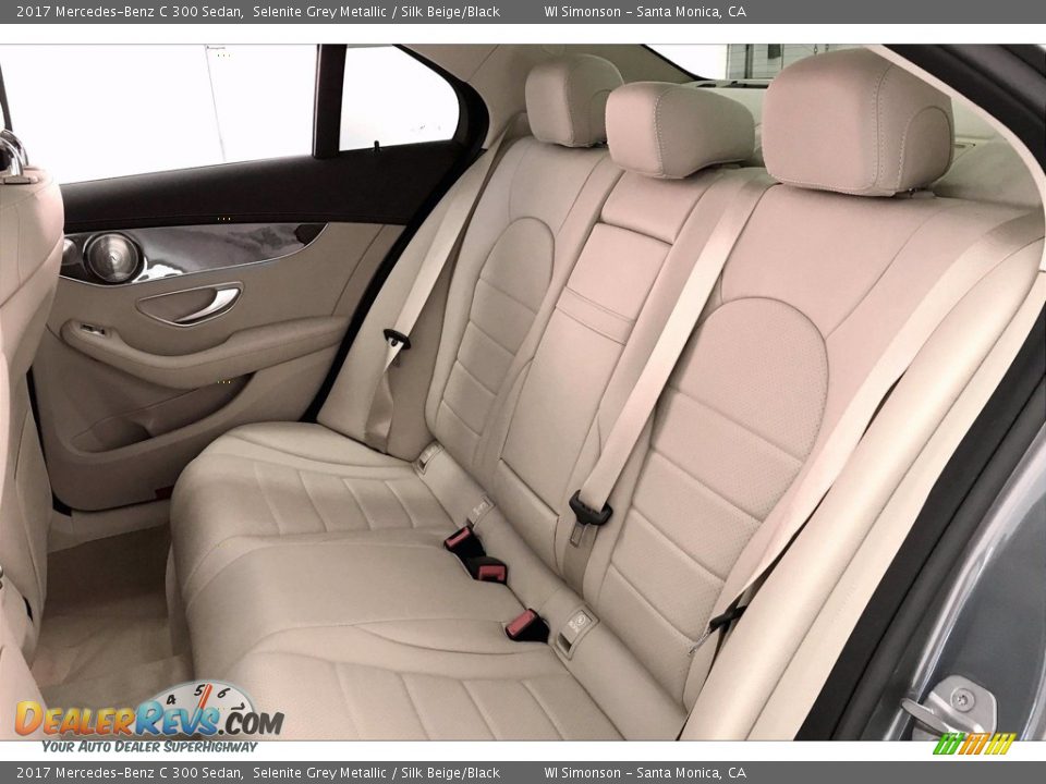 2017 Mercedes-Benz C 300 Sedan Selenite Grey Metallic / Silk Beige/Black Photo #15