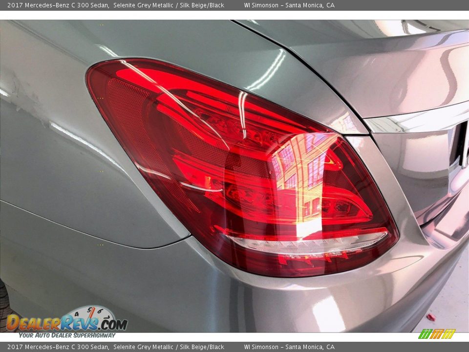 2017 Mercedes-Benz C 300 Sedan Selenite Grey Metallic / Silk Beige/Black Photo #26