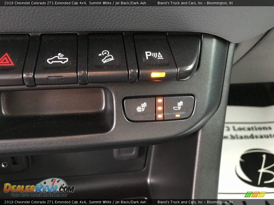 Controls of 2019 Chevrolet Colorado Z71 Extended Cab 4x4 Photo #29