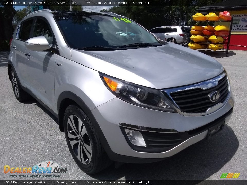 Front 3/4 View of 2013 Kia Sportage EX AWD Photo #1