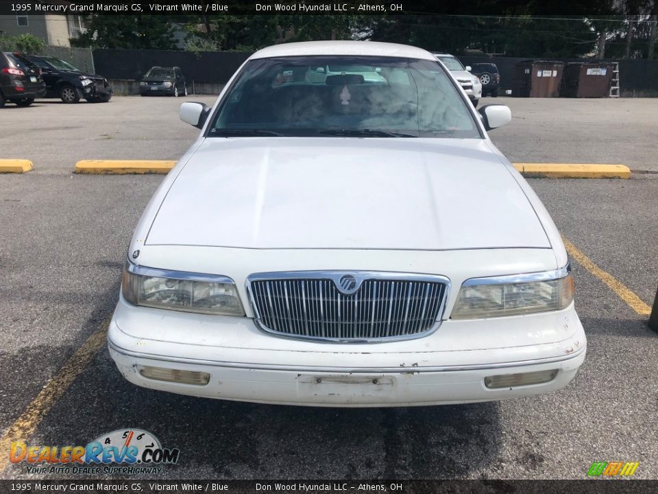 1995 Mercury Grand Marquis GS Vibrant White / Blue Photo #2