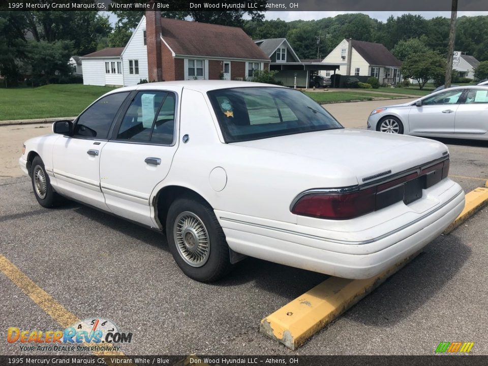 1995 Mercury Grand Marquis GS Vibrant White / Blue Photo #4