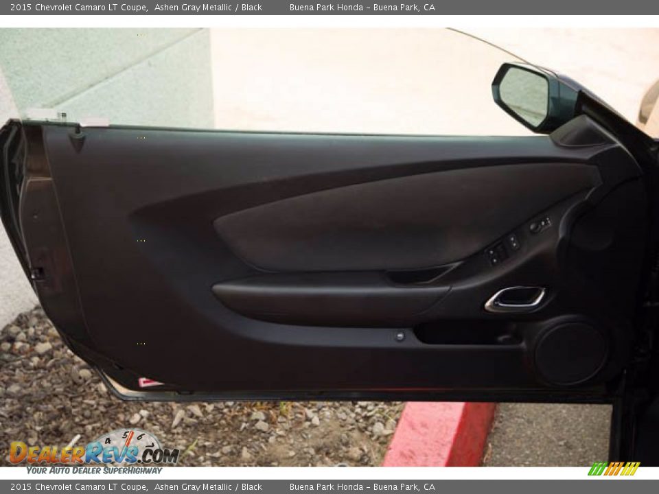 2015 Chevrolet Camaro LT Coupe Ashen Gray Metallic / Black Photo #22
