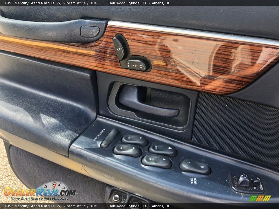 Door Panel of 1995 Mercury Grand Marquis GS Photo #9