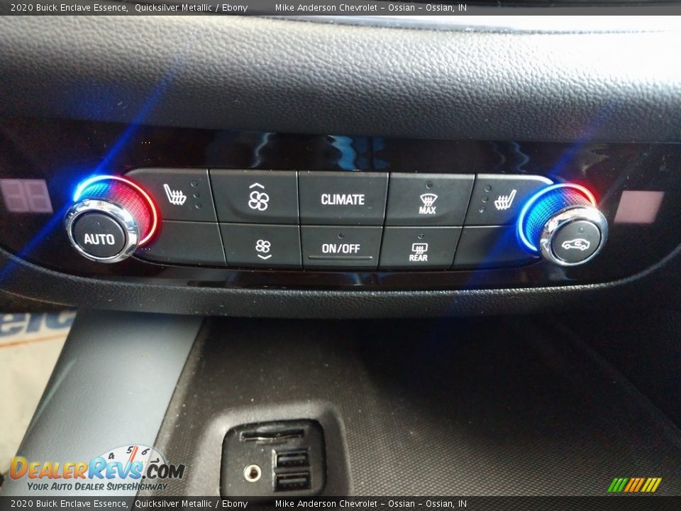 2020 Buick Enclave Essence Quicksilver Metallic / Ebony Photo #28