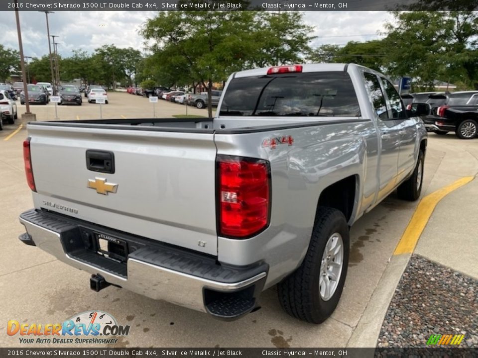 2016 Chevrolet Silverado 1500 LT Double Cab 4x4 Silver Ice Metallic / Jet Black Photo #2