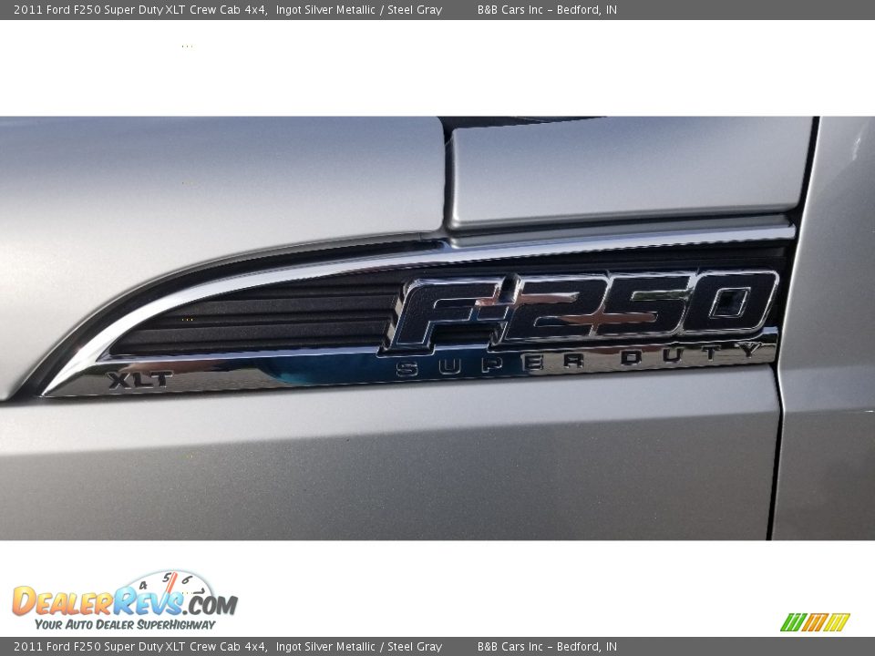 2011 Ford F250 Super Duty XLT Crew Cab 4x4 Ingot Silver Metallic / Steel Gray Photo #9