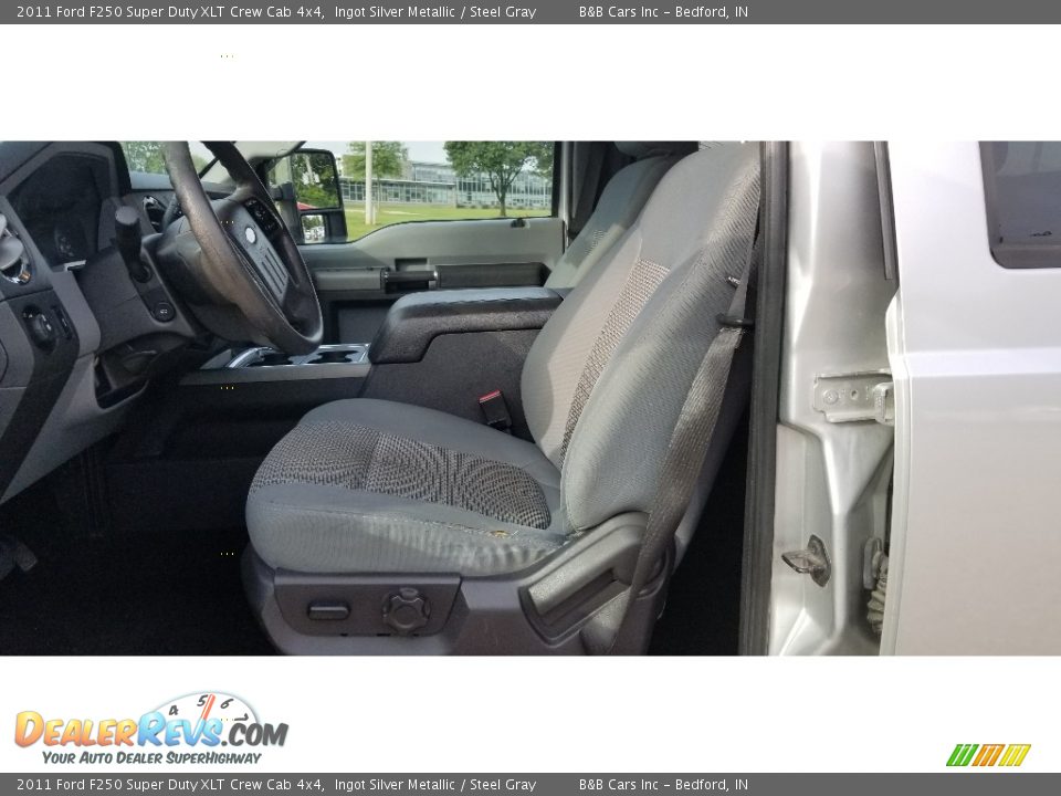 2011 Ford F250 Super Duty XLT Crew Cab 4x4 Ingot Silver Metallic / Steel Gray Photo #12