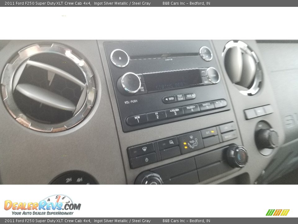 2011 Ford F250 Super Duty XLT Crew Cab 4x4 Ingot Silver Metallic / Steel Gray Photo #16