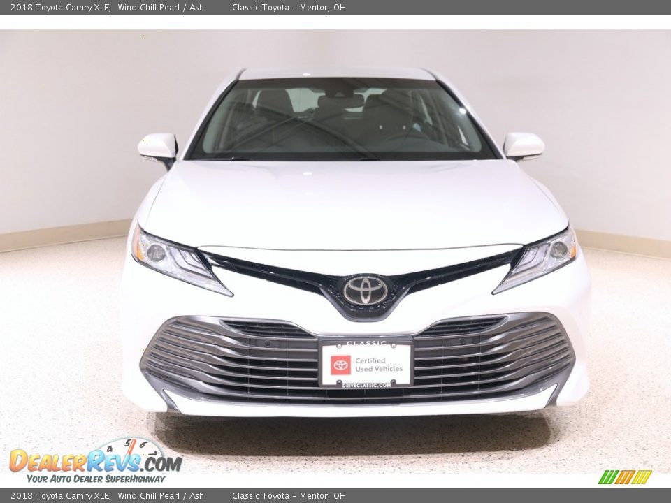 2018 Toyota Camry XLE Wind Chill Pearl / Ash Photo #2