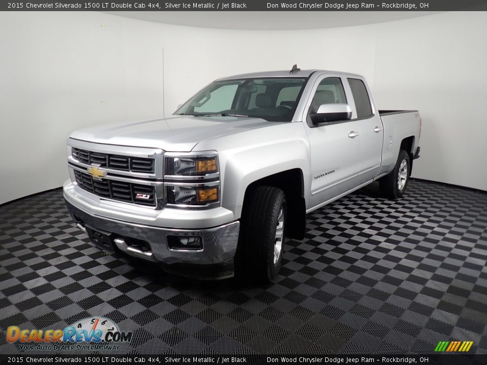 2015 Chevrolet Silverado 1500 LT Double Cab 4x4 Silver Ice Metallic / Jet Black Photo #8