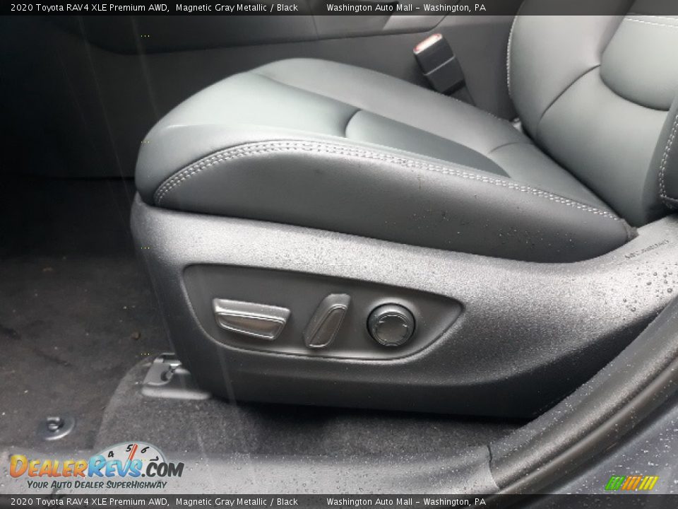 2020 Toyota RAV4 XLE Premium AWD Magnetic Gray Metallic / Black Photo #22