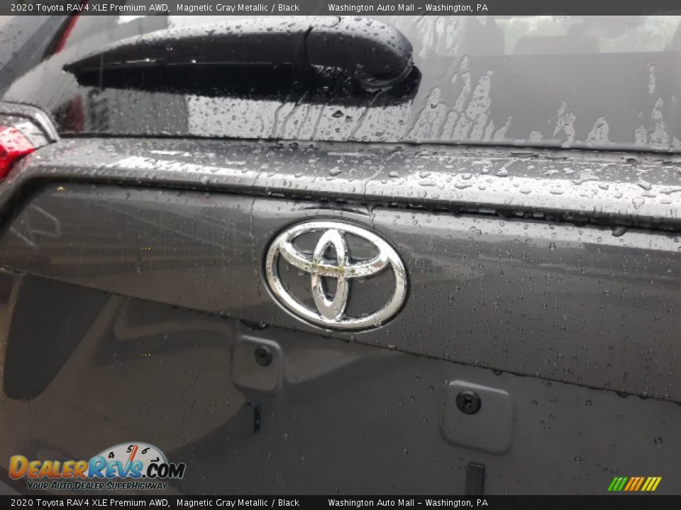 2020 Toyota RAV4 XLE Premium AWD Magnetic Gray Metallic / Black Photo #35