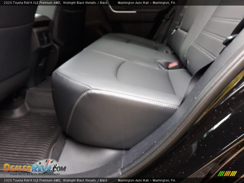 2020 Toyota RAV4 XLE Premium AWD Midnight Black Metallic / Black Photo #23