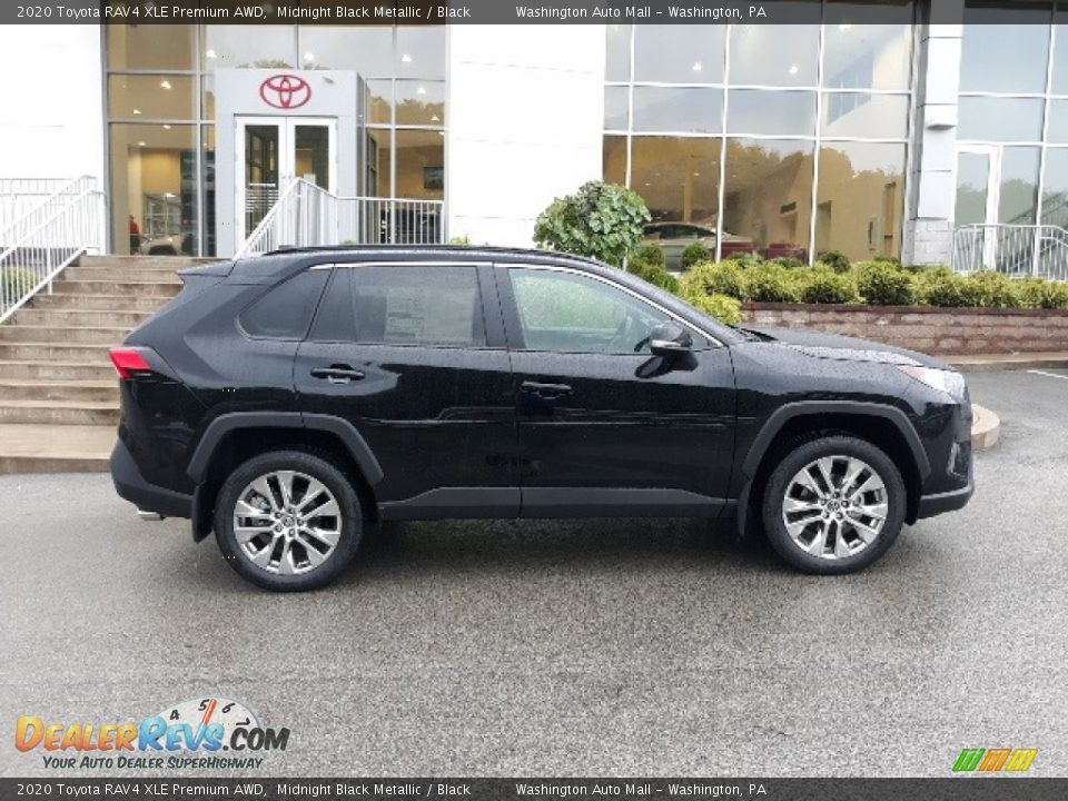 2020 Toyota RAV4 XLE Premium AWD Midnight Black Metallic / Black Photo #28