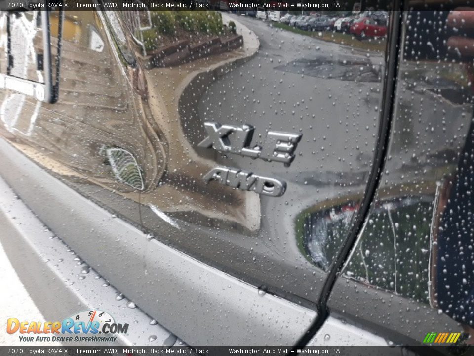 2020 Toyota RAV4 XLE Premium AWD Midnight Black Metallic / Black Photo #32
