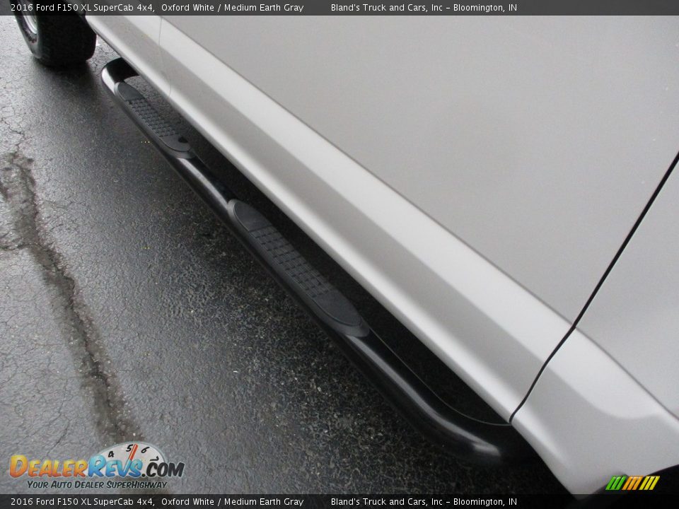 2016 Ford F150 XL SuperCab 4x4 Oxford White / Medium Earth Gray Photo #29