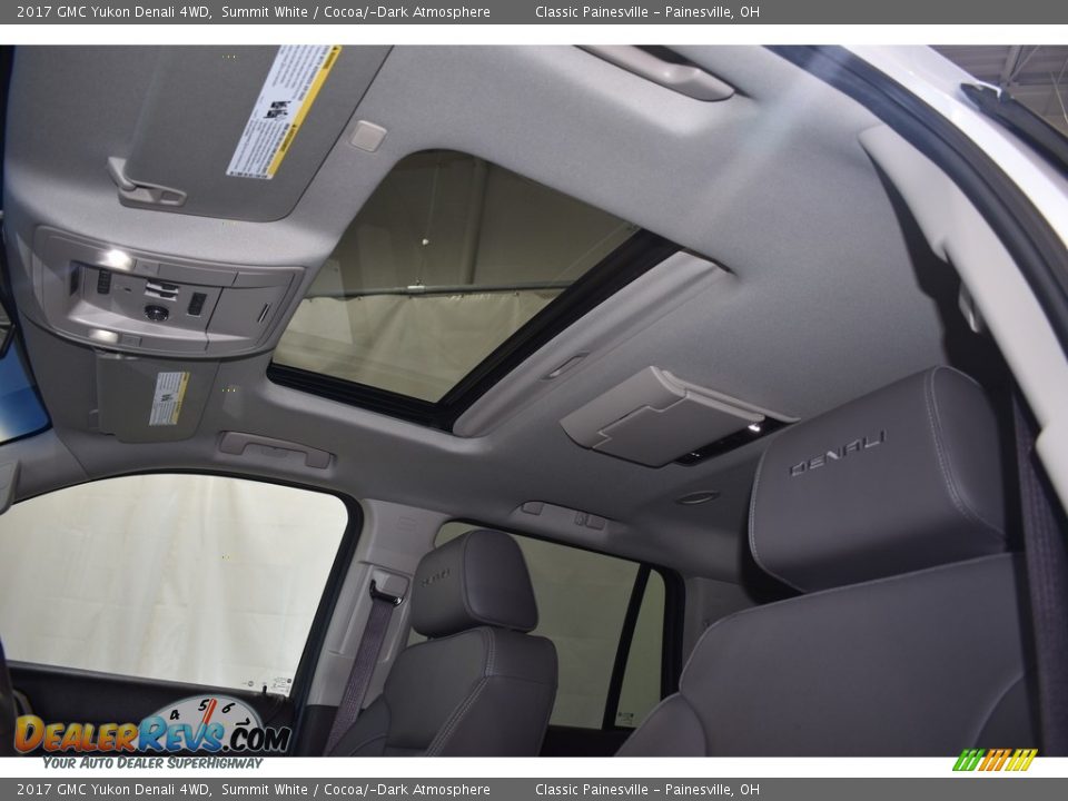 2017 GMC Yukon Denali 4WD Summit White / Cocoa/­Dark Atmosphere Photo #7