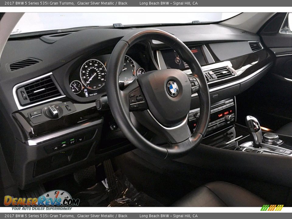 Dashboard of 2017 BMW 5 Series 535i Gran Turismo Photo #21