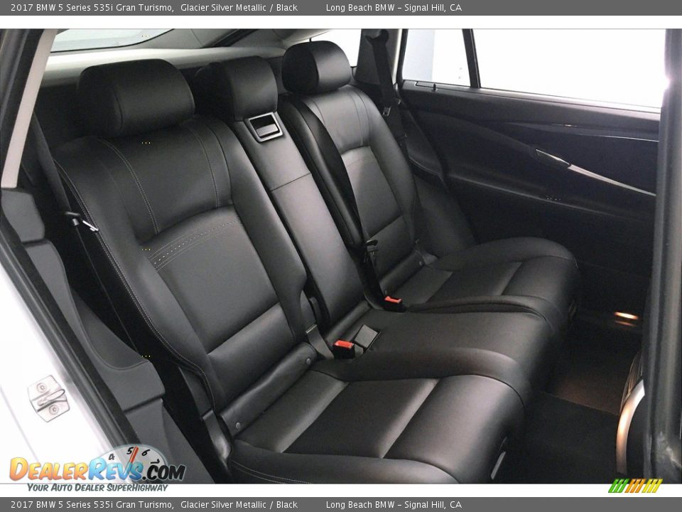 Rear Seat of 2017 BMW 5 Series 535i Gran Turismo Photo #29