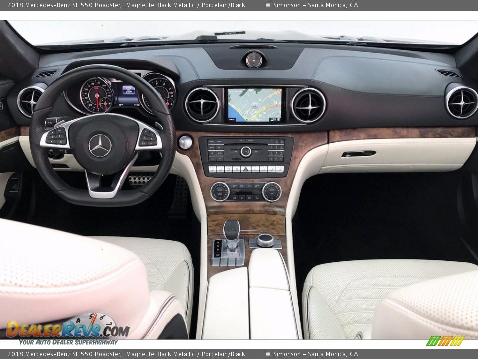 Dashboard of 2018 Mercedes-Benz SL 550 Roadster Photo #15