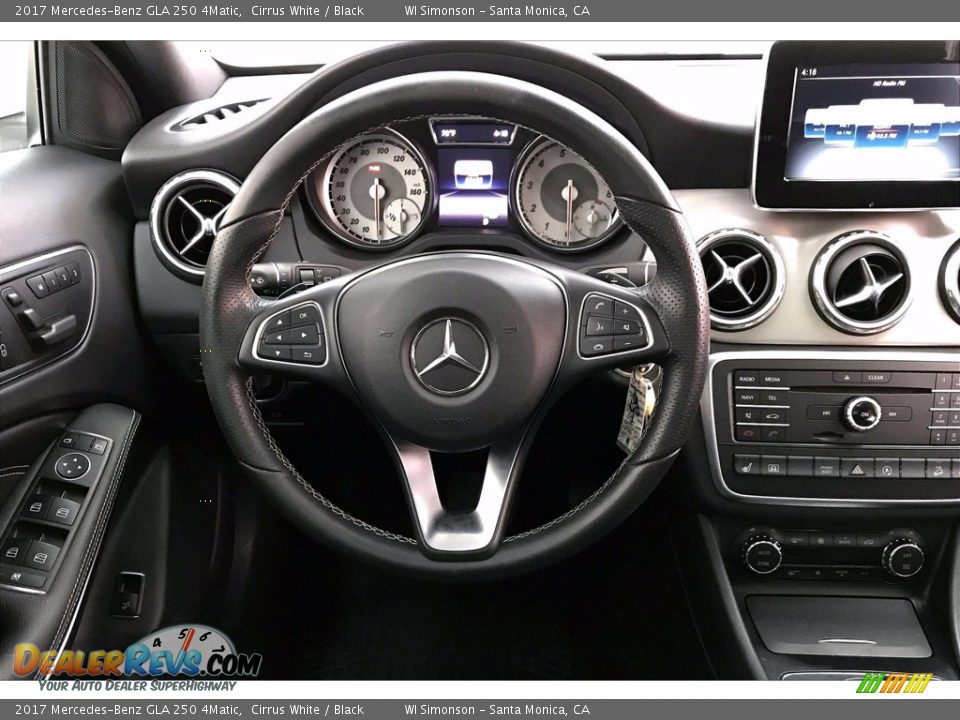 2017 Mercedes-Benz GLA 250 4Matic Cirrus White / Black Photo #4